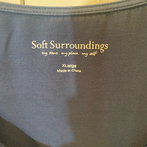 Soft surroundings blouse CL - Picture 2 of 6